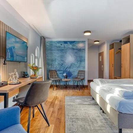 Inselhotel Koenig 호텔 노르데메이