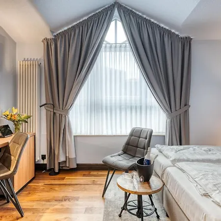 Otel Inselhotel Koenig 4*