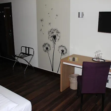 Inselhotel Koenig Отель